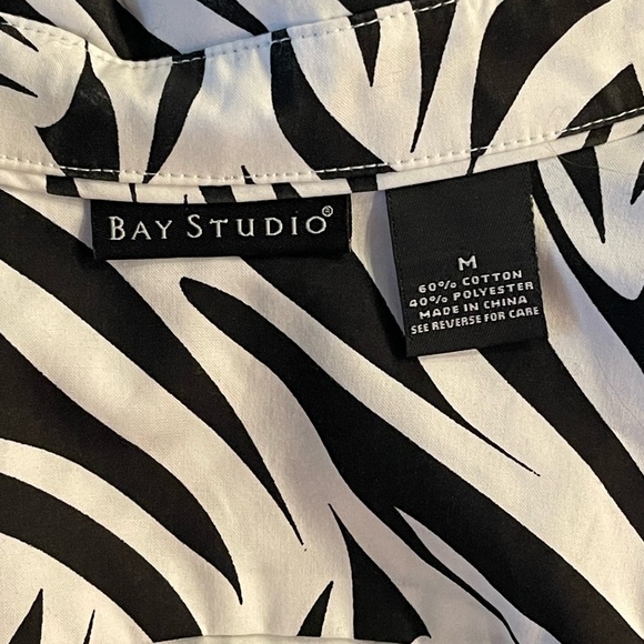 Bay Studio Monochrome Zebra Pattern Blouse, Size Medium - Picture 2 of 4